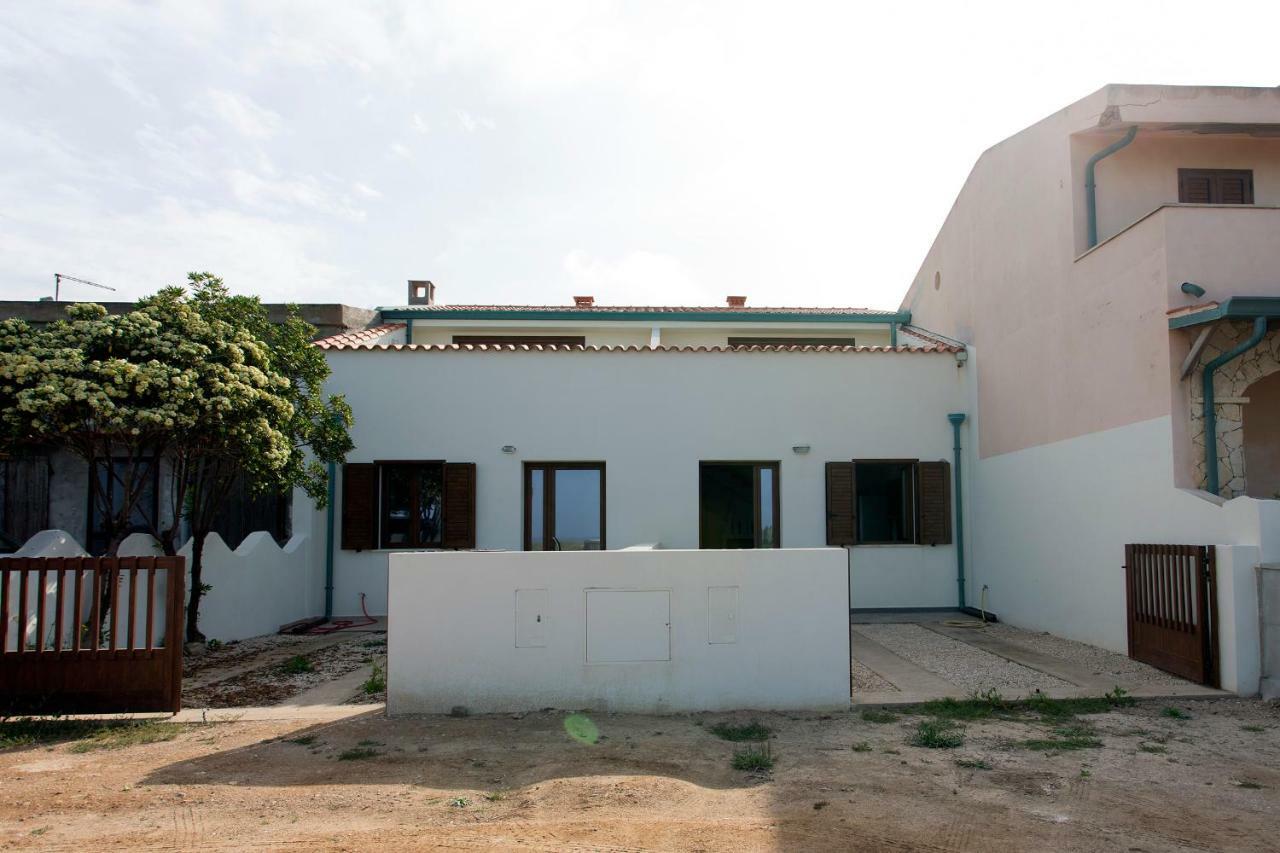 Sunshine Brand New Luxury House Villa Putzu Idu Exterior photo